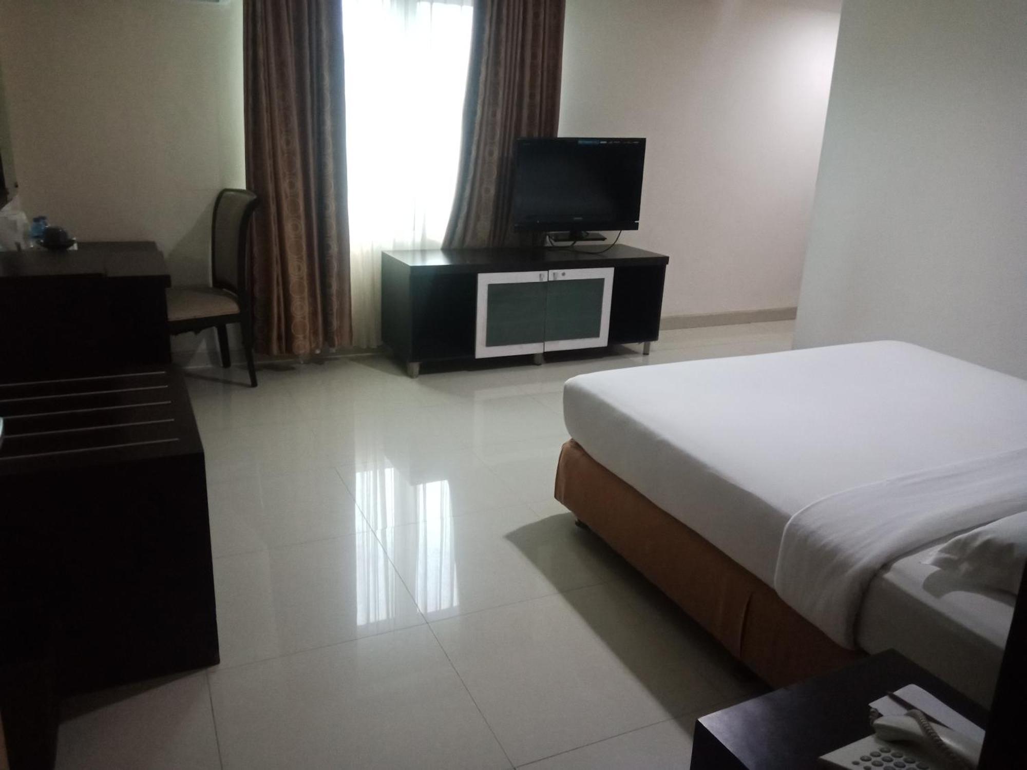 Manise Hotel Ambon Eksteriør billede