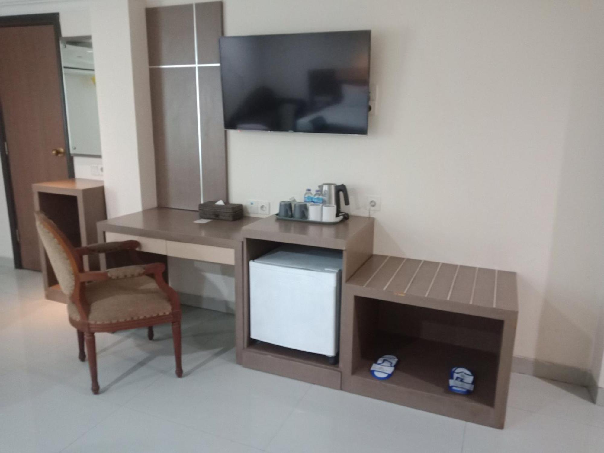 Manise Hotel Ambon Eksteriør billede
