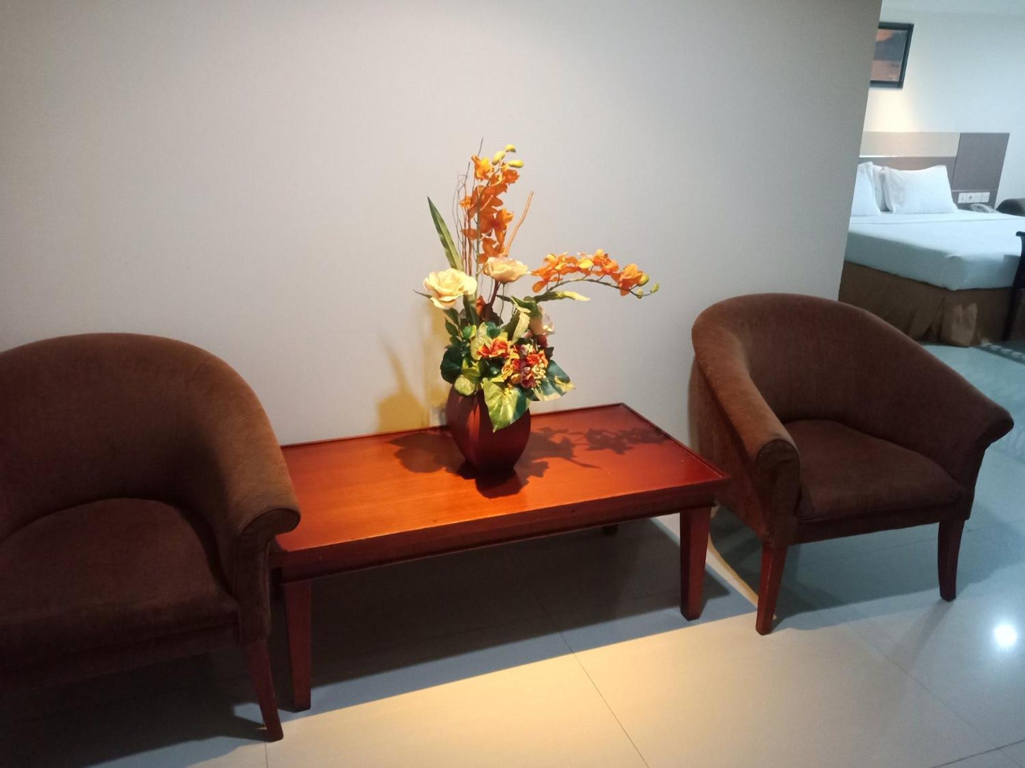 Manise Hotel Ambon Eksteriør billede