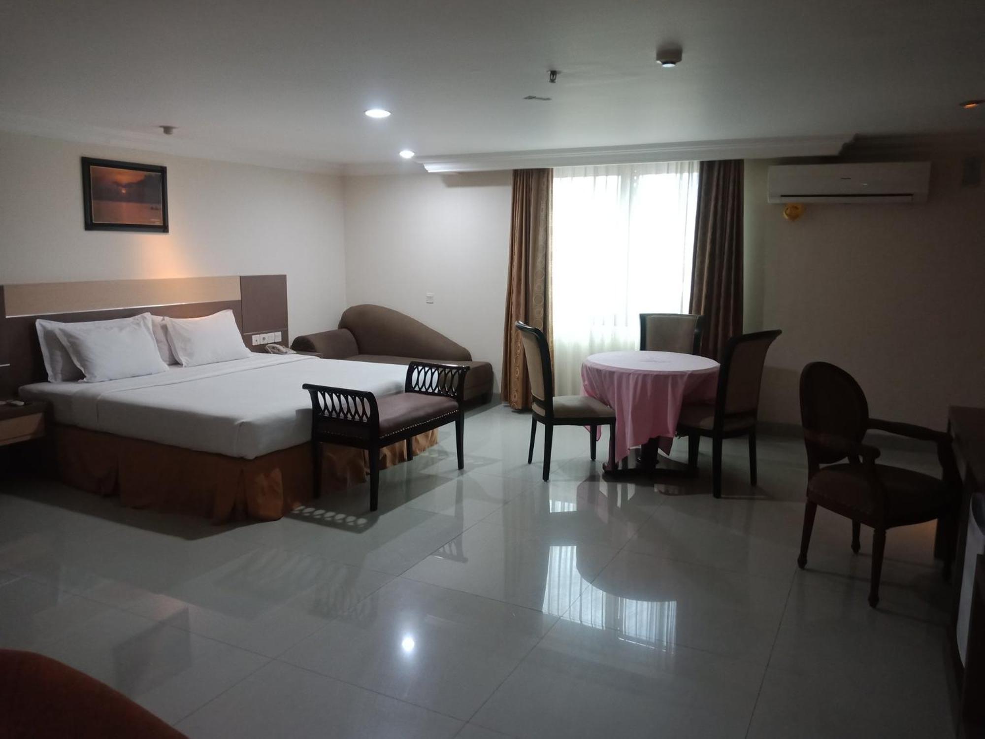Manise Hotel Ambon Eksteriør billede
