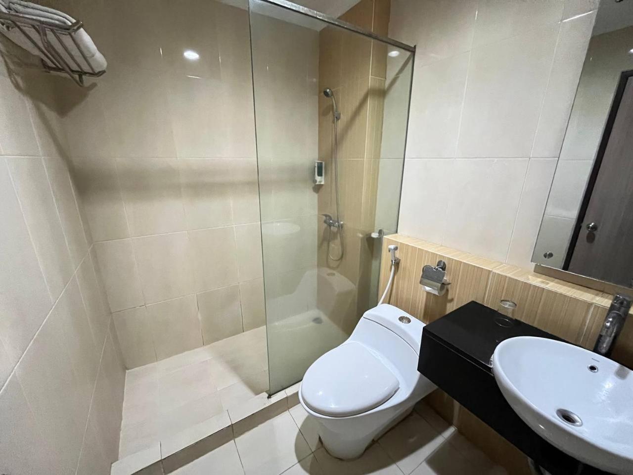 Manise Hotel Ambon Eksteriør billede