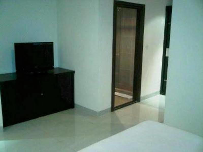 Manise Hotel Ambon Eksteriør billede